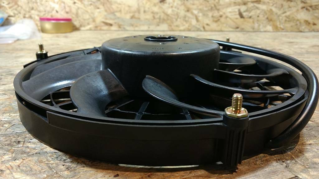 Original GM Opel Corsa B Vectra A Astra F Lüfterrand Kühler NEU