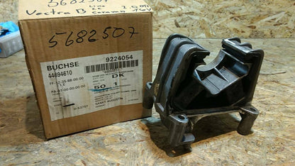 Original GM Opel Vectra B Limo CC Caravan 2.0DTI 16V Buchse NEU