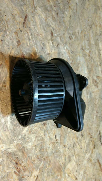 Original GM Opel Renault Master Gebläse Innenraum Lüftermotor NEU