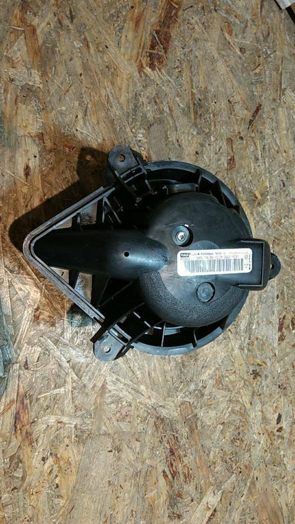 Original GM Opel Renault Master Gebläse Innenraum Lüftermotor NEU