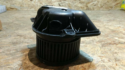 Original GM Opel Renault Master Gebläse Innenraum Lüftermotor NEU