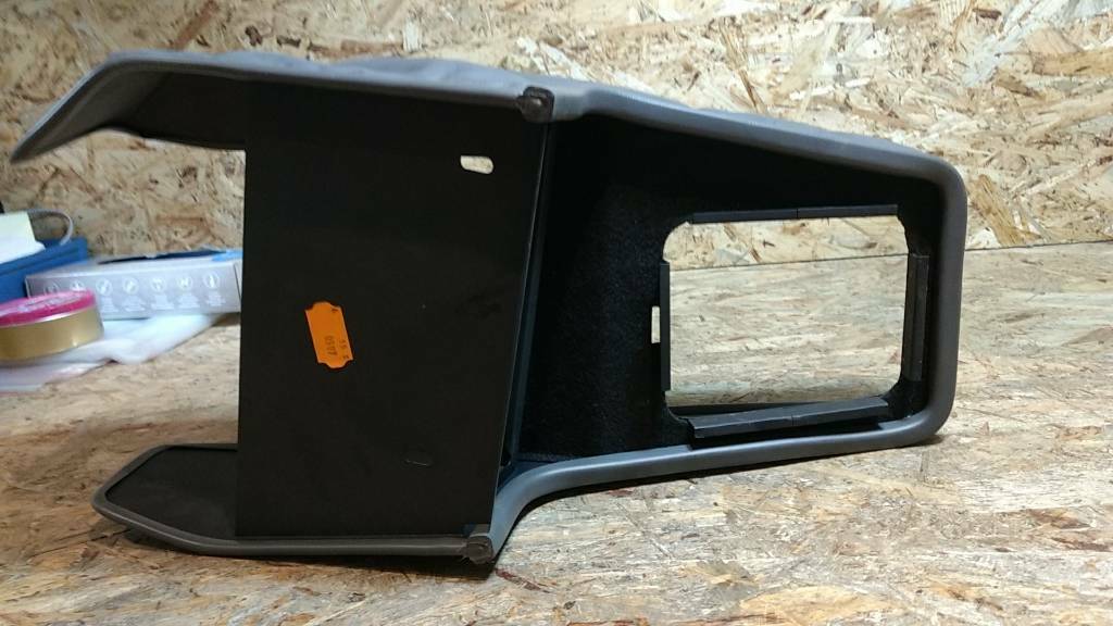 Original GM Opel Kadett E Schaltkonsole NEU