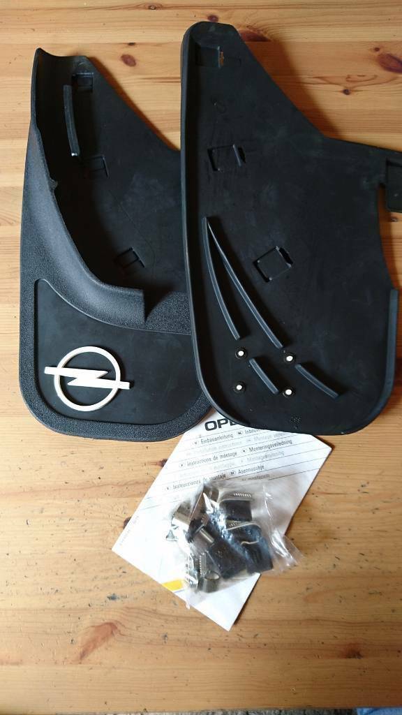 Vectra A CC Satz Schmutzfänger hinten neu original GM