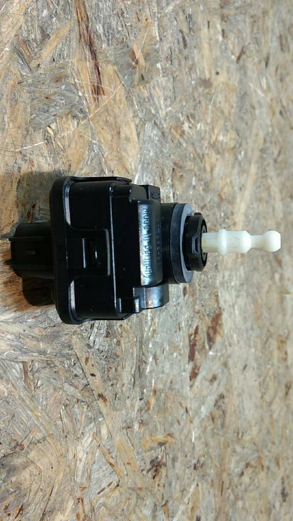 Original GM Opel Omega B Leuchtweitenregulierer NEU