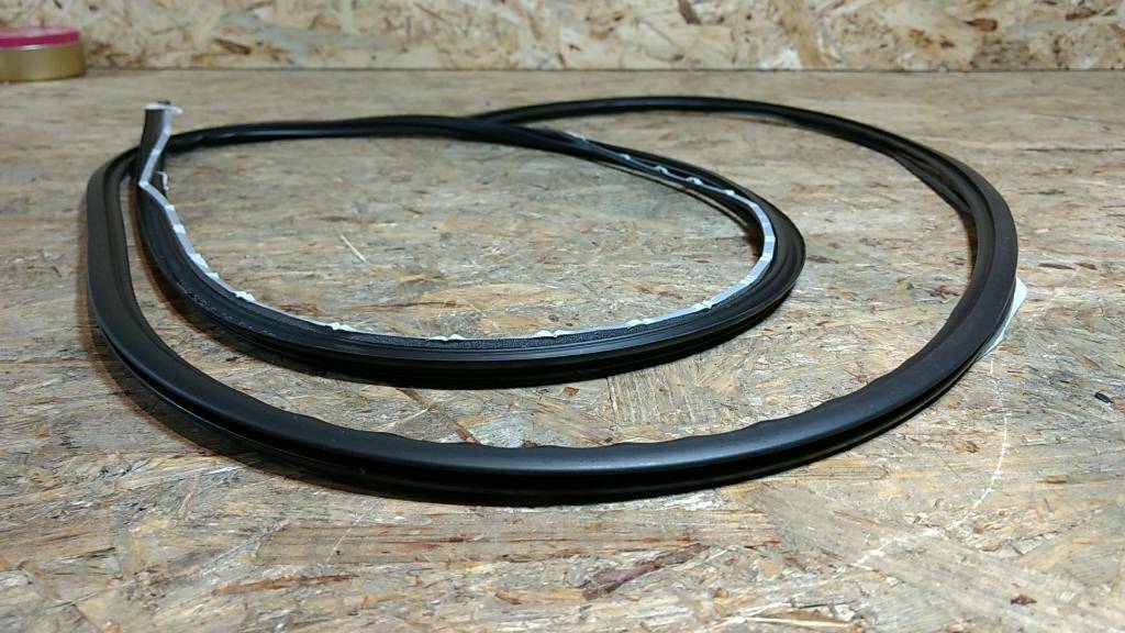 Original GM Opel Agila A Zierleiste Frontscheibe NEU