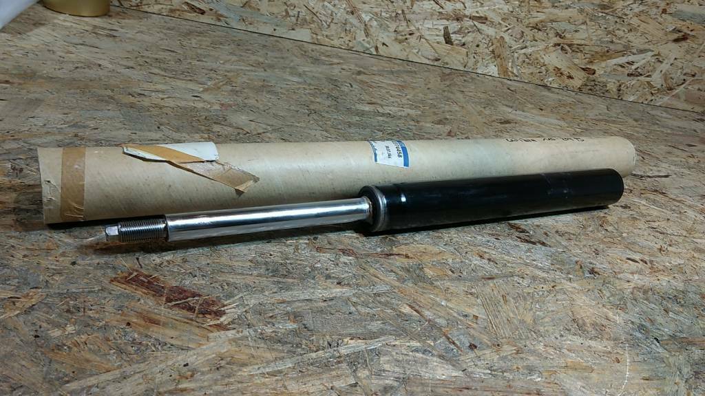 Original GM Opel Calibra Gasdruck Stoßdämpfer-Patrone Neu