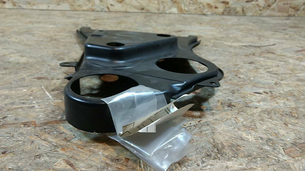 Original GM Opel Calibra Vectra A Kadett E Zahnriemendeckel NEU