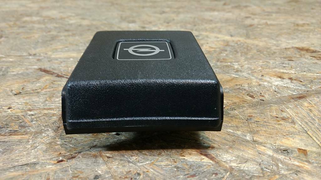 Original GM Opel Corsa A Hupenknopf NEU