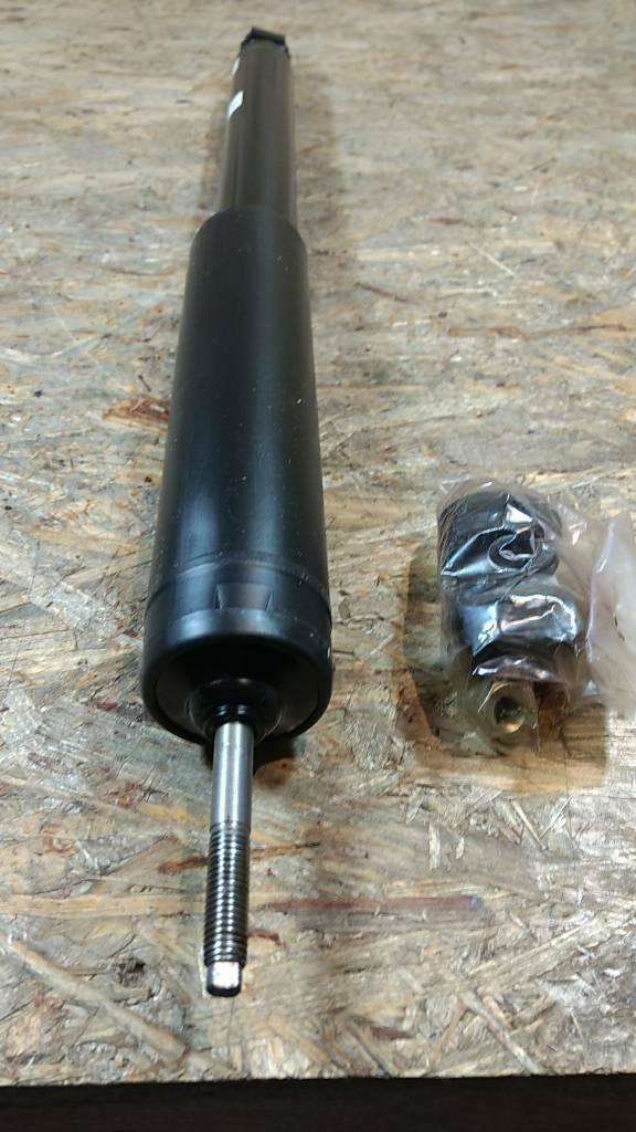 Original GM Opel Stoßdämpfer hinten Astra F NEU