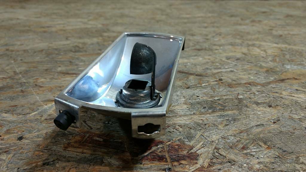 Original GM Opel Kadett E Nebelscheinwerfer Reflektor NEU