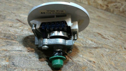 Original GM Opel Tacho 220KMH Kadett E Ascona w=1105 NEU