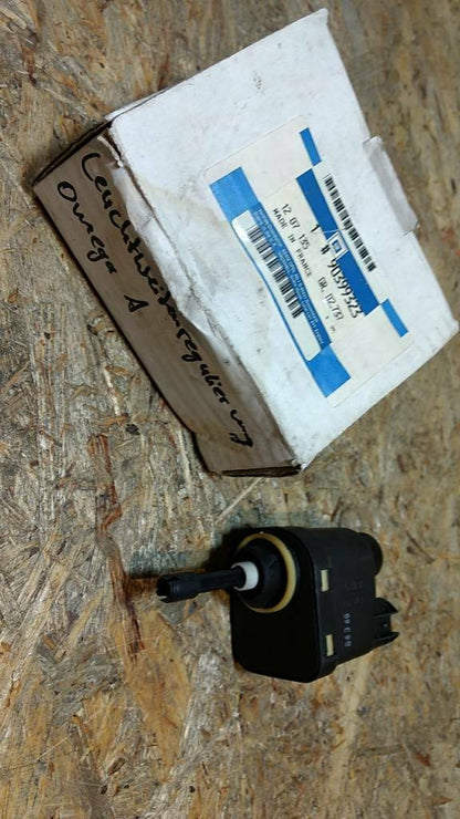 Original GM Opel Leuchtweitenregulierung Omega A NEU