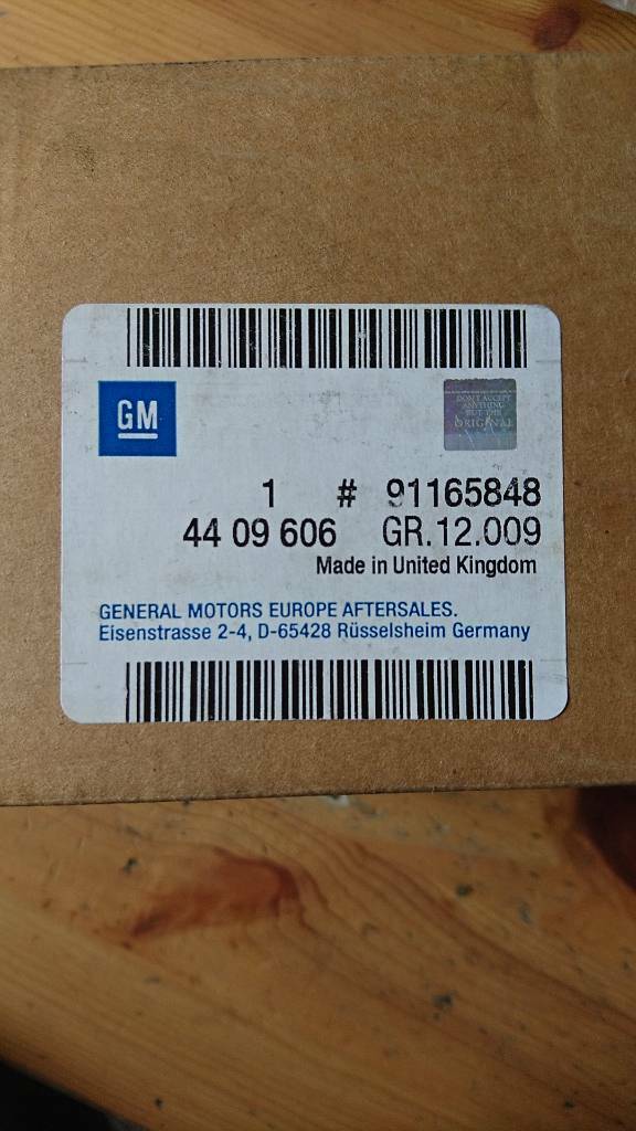 Vivaro A Aschenbecher neu original GM