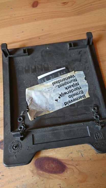 Omega A Abdeckung Sicherungskasten Neu Original GM