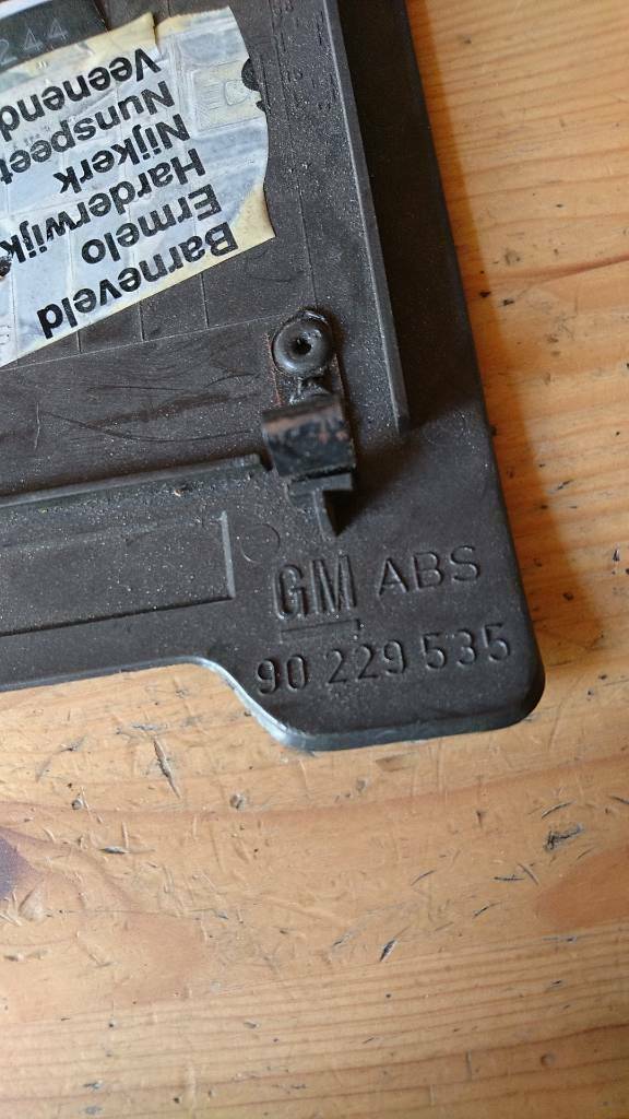 Omega A Abdeckung Sicherungskasten Neu Original GM