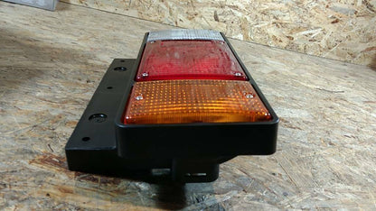 Original GM Opel Isuzu Elf Rücklicht hinten rechts NEU