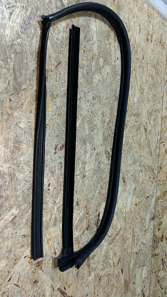 Original GM Opel Agila A Scheibendichtung Fensterdichtung vorne rechts NEU