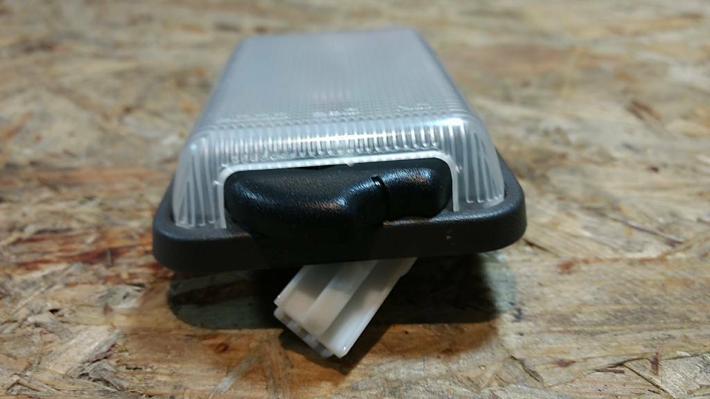 Original GM Opel Monterey 92-97 Innenraumleuchte NEU