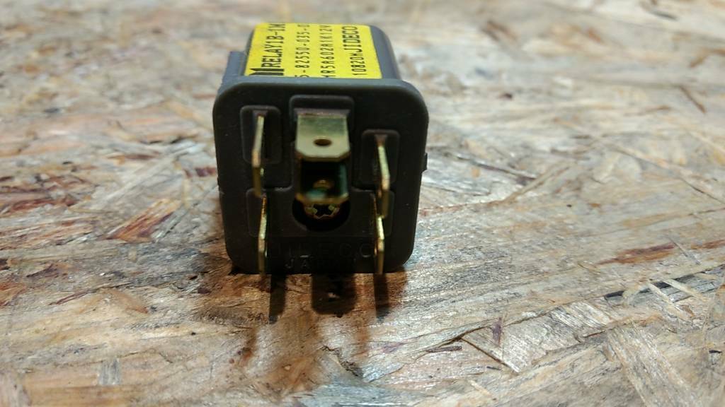 Original GM Opel Frontera A Relais Heckwischer NEU