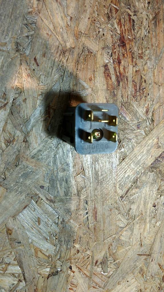 Original GM Opel Frontera A Relais Heckwischer NEU