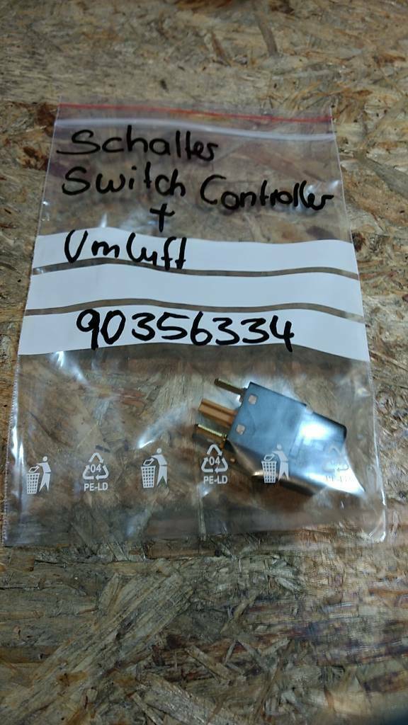 Original GM Opel Calibra Astra Schalter Switch Controller NEU