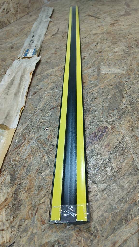 Original GM Opel Astra F Schutzzierleiste Vordertür NEU