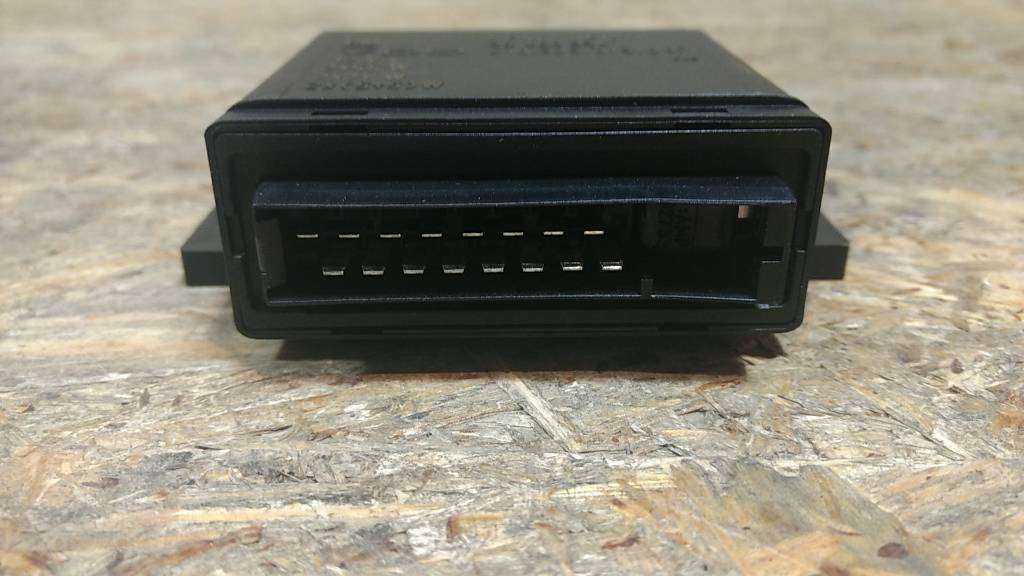Original GM Opel Vectra B Steuergerät Relais NEU