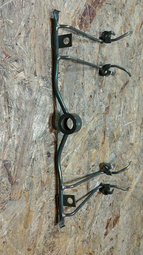 Original GM Opel Ölrohr Kolbenkühlung Frontera A NEU