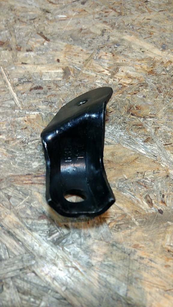 Original GM Opel Manta Ascona A Halter NEU
