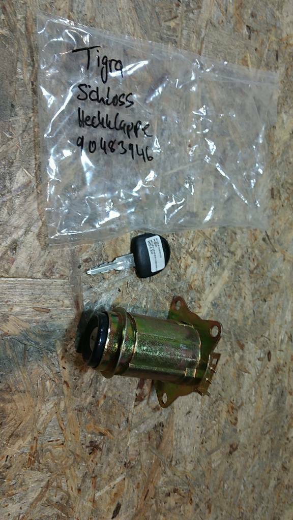 Original GM Opel Tigra Schloss Heckklappe NEU