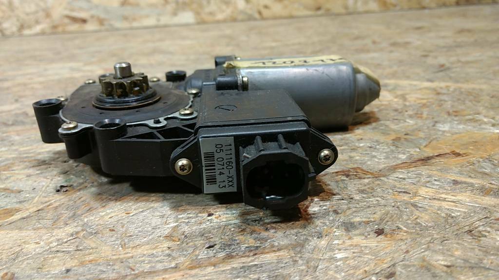 Original GM Opel Corsa B Tigra A Fensterheber vorne links NEU