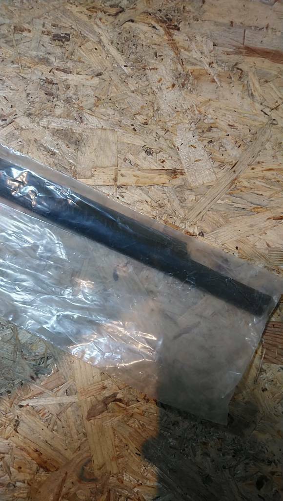 Astra G Fensterschachtabdichtung vorne Links NEU Original Opel