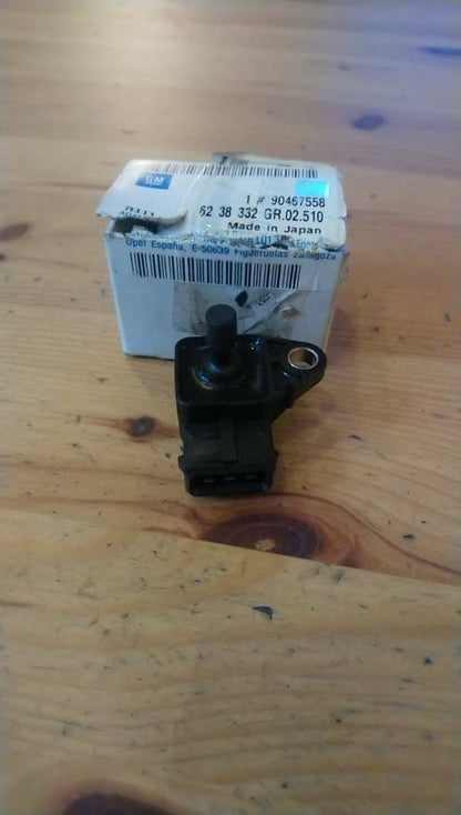 Opel Omega B BMW E39 Ladedrucksensor neu original GM