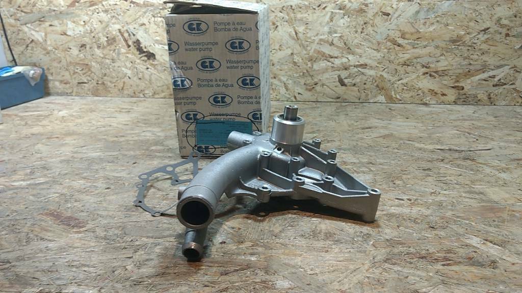 Original GK Wasserpumpe Daimler Benz NEU