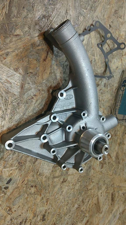 Original GK Wasserpumpe Daimler Benz NEU