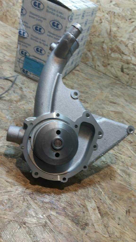 Original GK Wasserpumpe Daimler Benz NEU