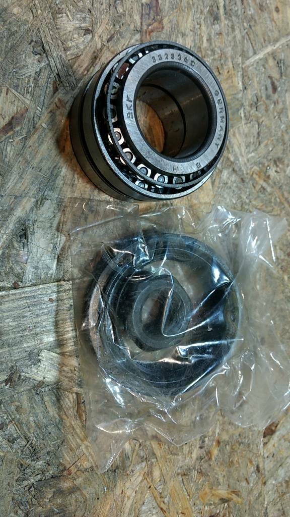 Original Spidan Radlager-Satz vorne Ford Fiesta 1.3 NEU
