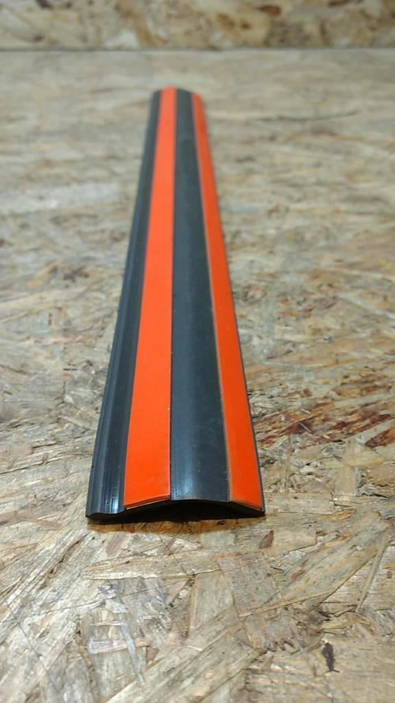 Original GM Opel Kadett E Combo Zierleiste Seitenwand NEU