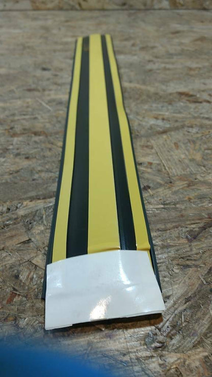 Original GM Opel Corsa A Schutzzierleiste Hintertür Links NEU