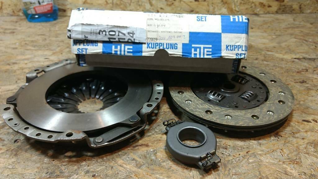 Original HTE Kupplung-Set Audi 100 Coupé Audi 80 NEU