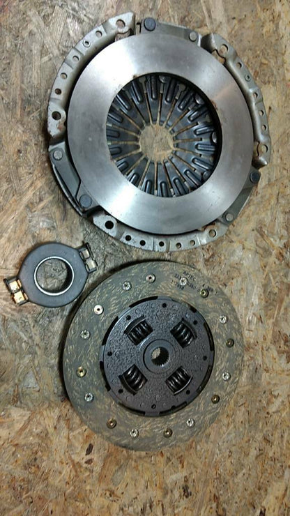 Original HTE Kupplung-Set Audi 100 Coupé Audi 80 NEU