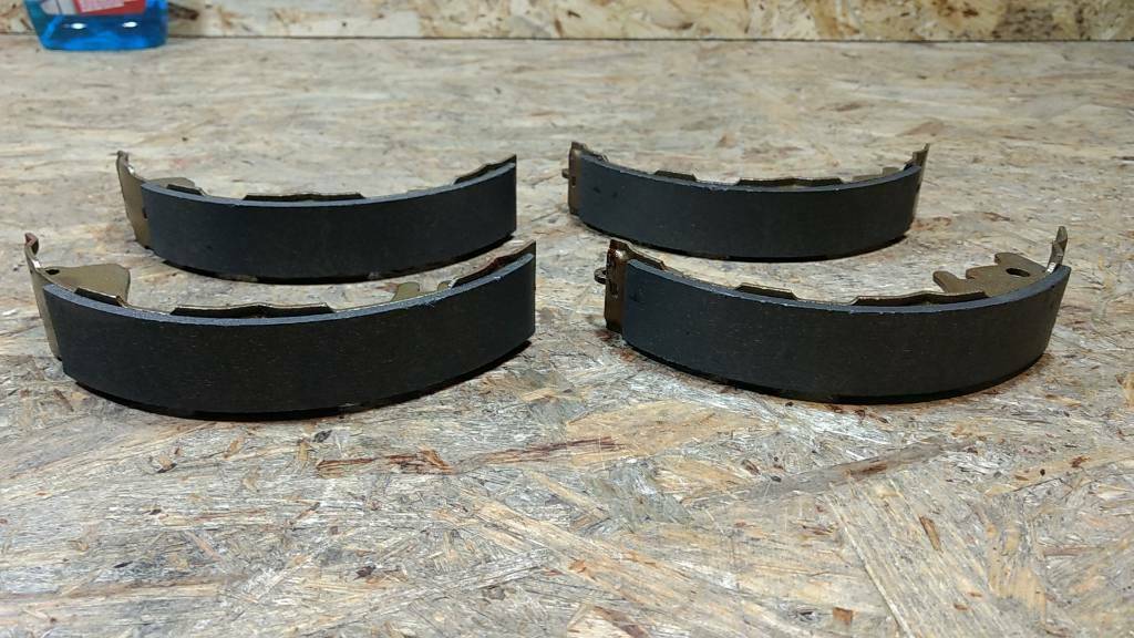 Original PAGID Bremsbacken Hinterachse Toyota Tercel 1.5 NEU