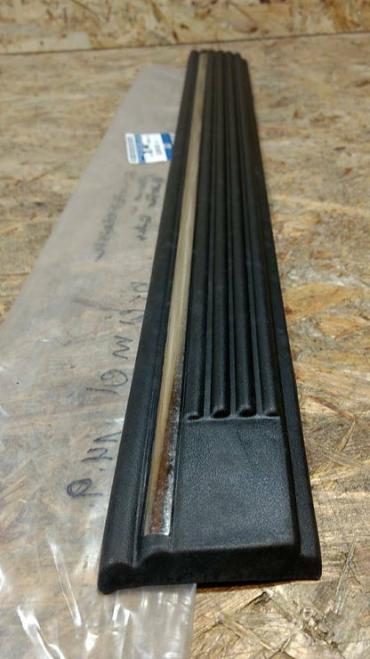 Original GM Opel Ascona C Schutzzierleiste Hintertür Links NEU