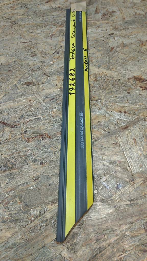 Original GM Opel Kadett E Zierleiste Seitenwand links NEU