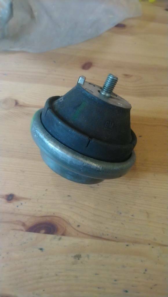 Opel Omega B Diesel Motorlager neu Original GM
