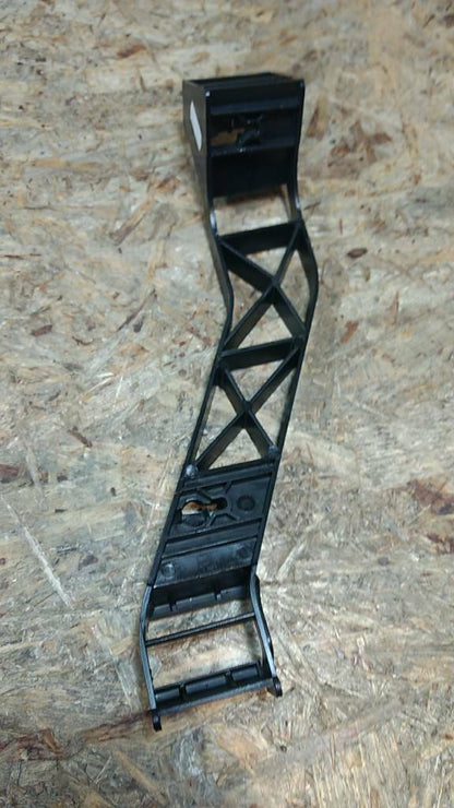 Original GM Opel Omega A Caravan Halter Stoßstange hinten NEU