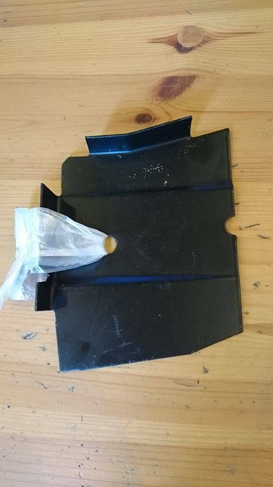 Original Opel  Kadett D Schließblech Längstäger vorne links neu 212456