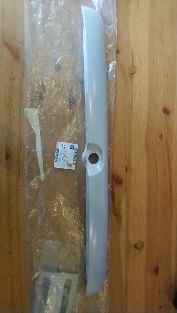 Vectra B Kofferraum Deckel Griff neu Original GM