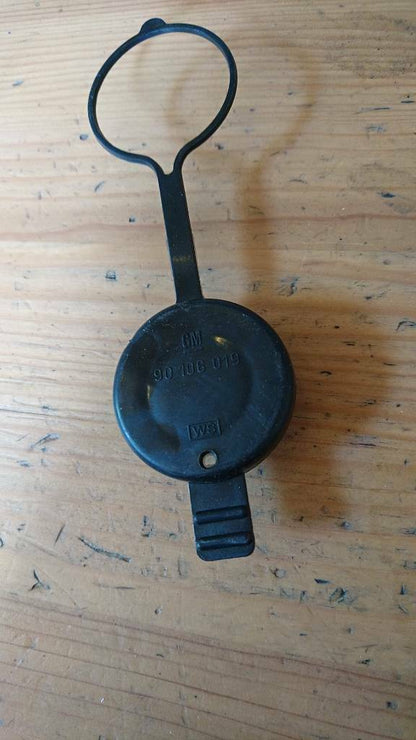 Opel Youngtimer Oldtimer Deckel neu original GM 90106019