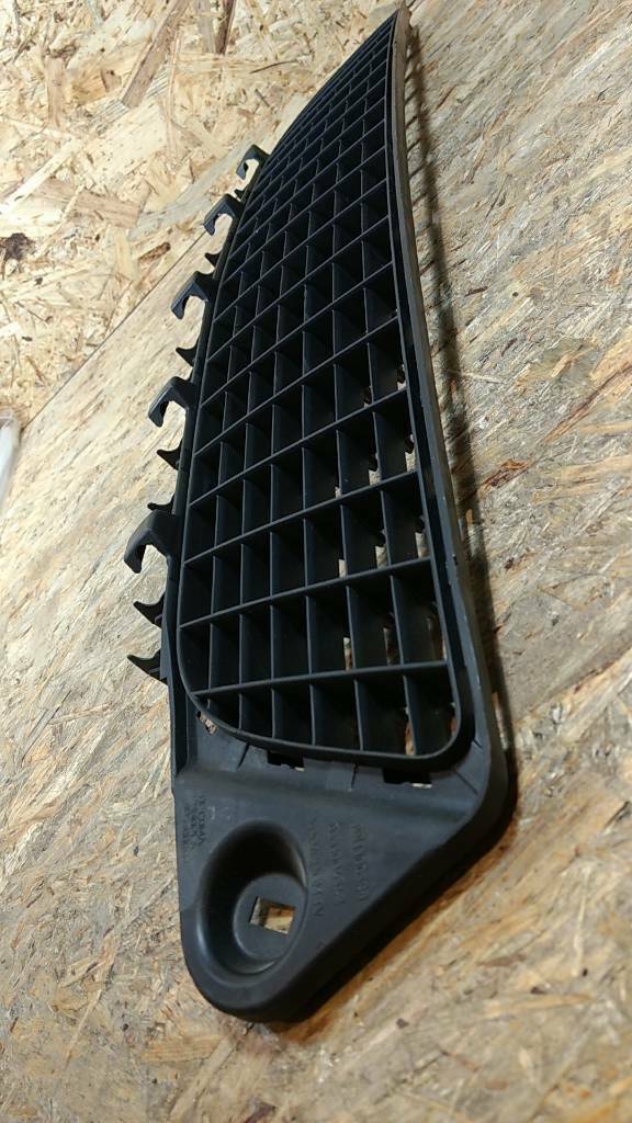 Original GM Opel Vectra C Kühlergitter NEU